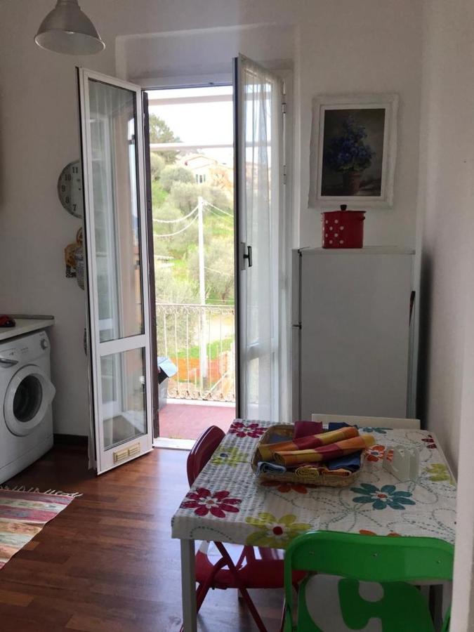 Salto Del Gatto In Centro Apartment ลาสเปเซีย ภายนอก รูปภาพ